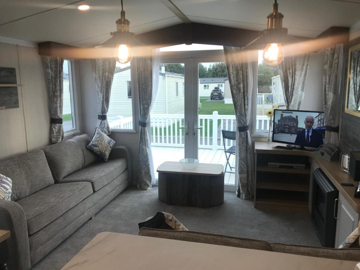 Flamingo Land Private Caravan - No 8 Cedarwood Hotel Kirby Misperton Luaran gambar